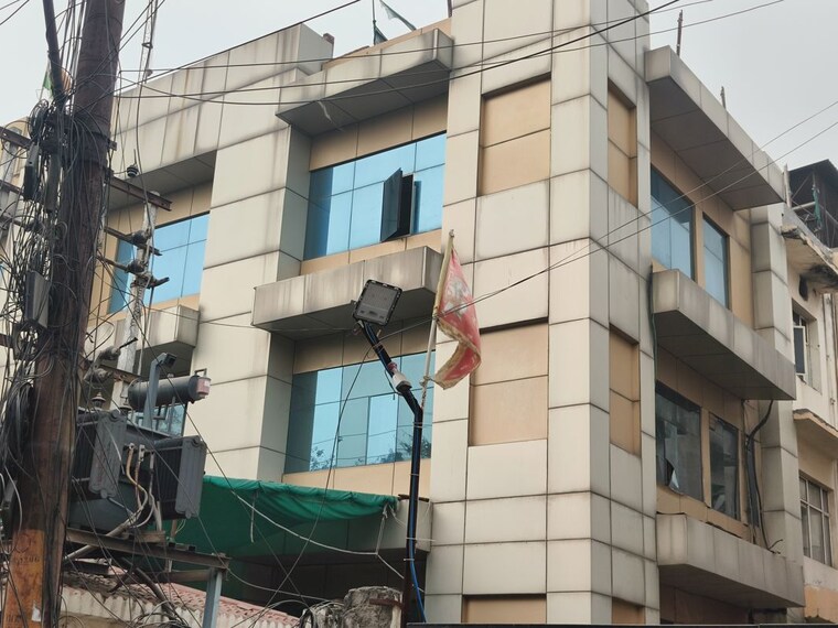 undefined, sector 65 Commercial Office Space 10000 Sq.Ft. In Sector 65 Noida 9736188