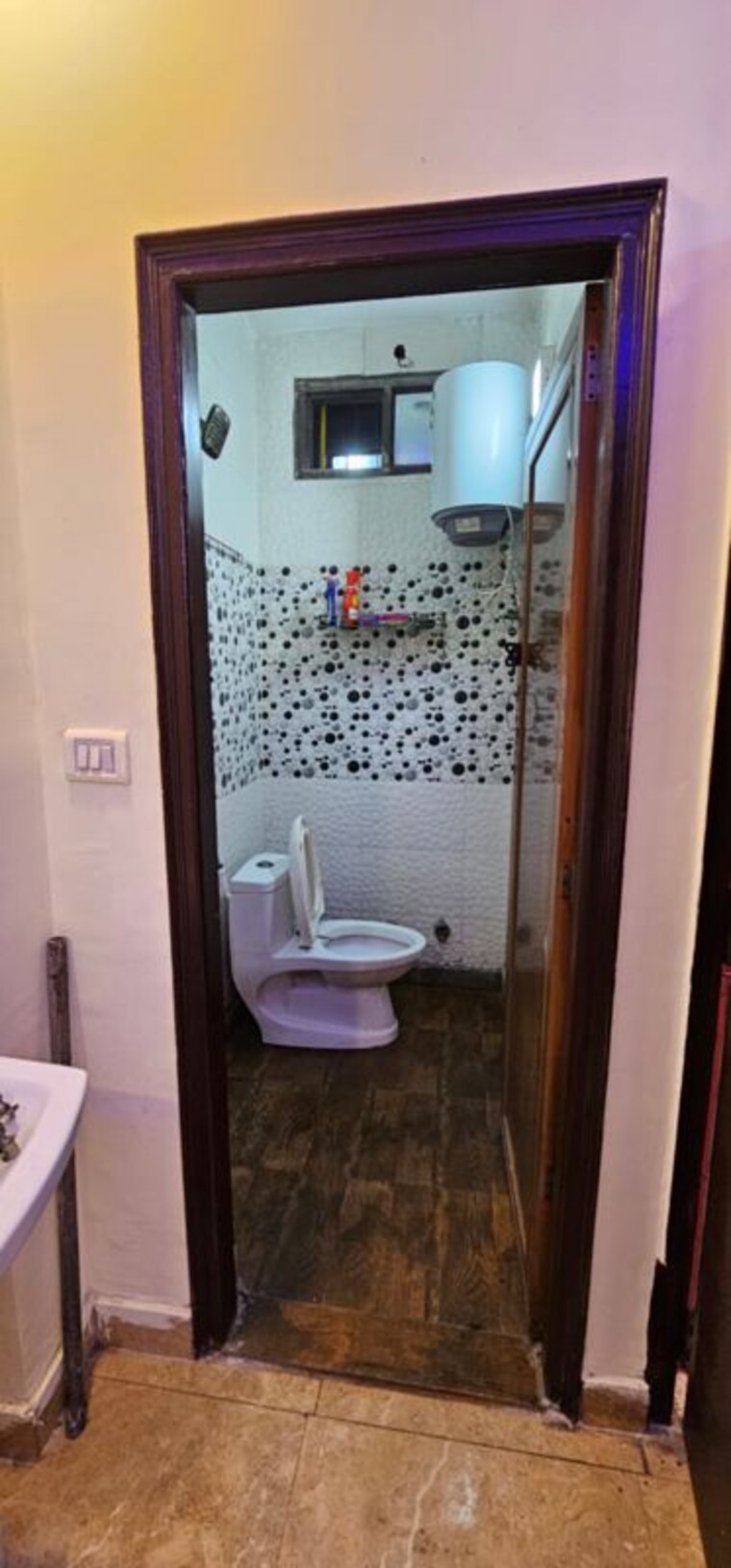 Bathroom, vishwas park 2 Bedroom 60 Sq.Yd. Builder Floor In Vishwas Park Delhi 9736191
