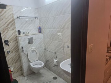 Bathroom in 3 BHK Apartment at Palm Residency Chhatarpur, Chattarpur – for Rent