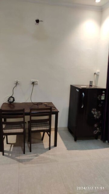 Room in 2 BHK Builder Floor at Ashoka Enclave 3, Sector 35 – for Rent