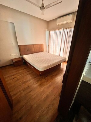 Bedroom in 2 BHK Apartment at Ajanta Apartments Santacruz West, Santacruz West – for Rent