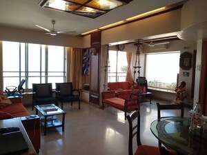 Living Room in 3 BHK Apartment at Sagar Mahal, Walkeshwar – for Sale
