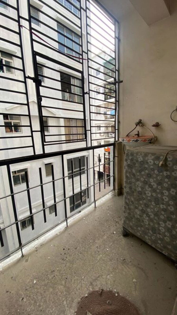 Balcony, rajarhat 2 Bedroom 900 Sq.Ft. Apartment In Rajarhat Kolkata 9736133