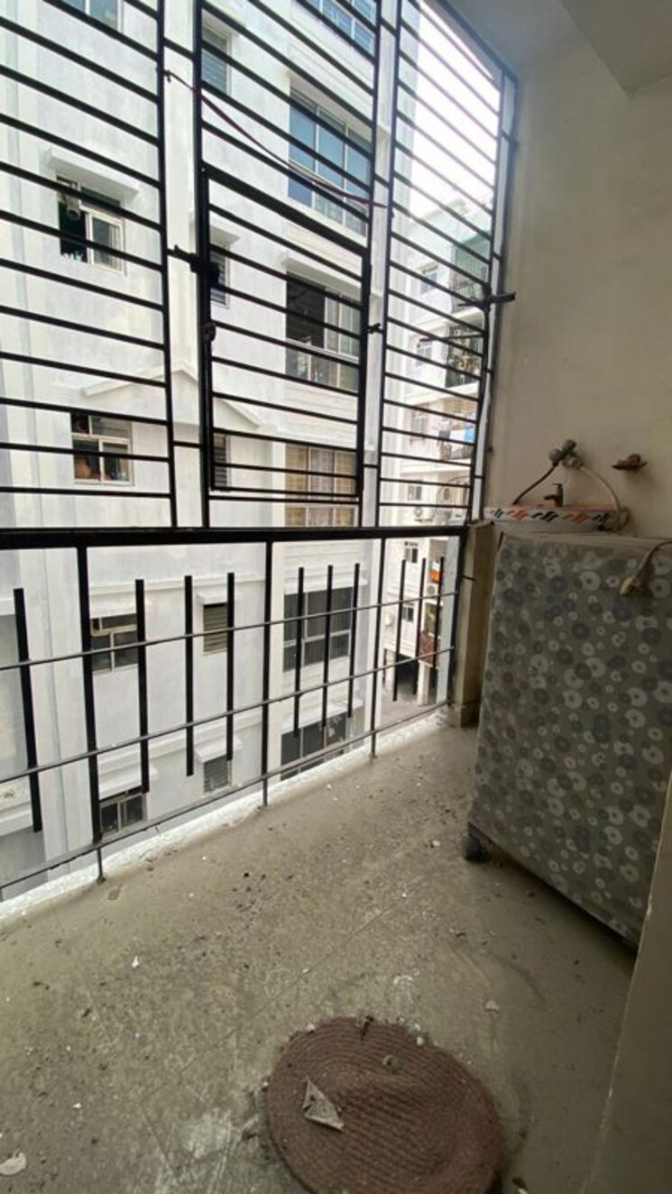 Balcony, rajarhat 2 Bedroom 900 Sq.Ft. Apartment In Rajarhat Kolkata 9736133