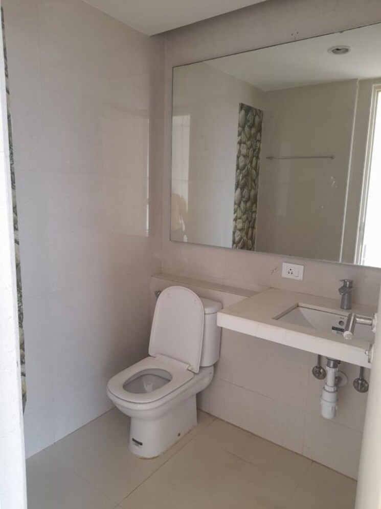 Master Bedroom, hiranandani-arlington 3 Bedroom 1200 Sq.Ft. Apartment In Ghodbunder Road Thane 9736232