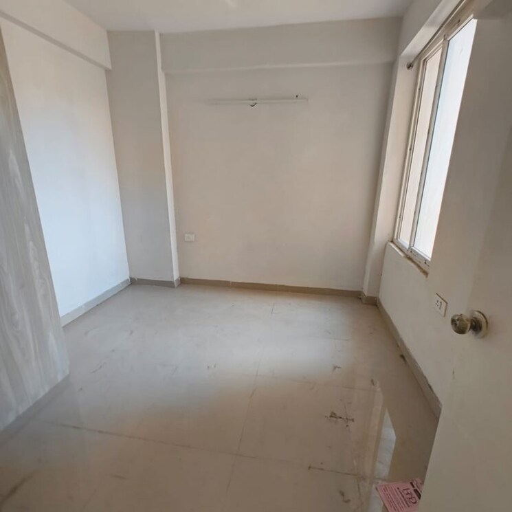 Room, shree-vardhman-green-court 2 Bedroom 590 Sq.Ft. Apartment In Sector 90 Gurgaon 9736238