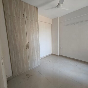 Room in 2 BHK Apartment at Shree Vardhman Green Court, Sector 90 – for Rent