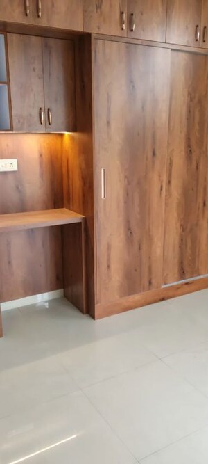 Furnished Amenities in 3 BHK Apartment at Pyramid Altia, Sector 70 – for Rent