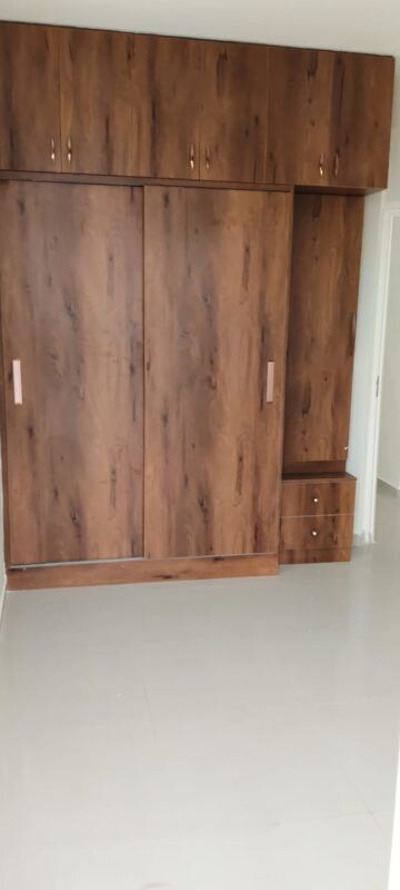 Furnished Amenities in 3 BHK Apartment at Pyramid Altia, Sector 70 – for Rent