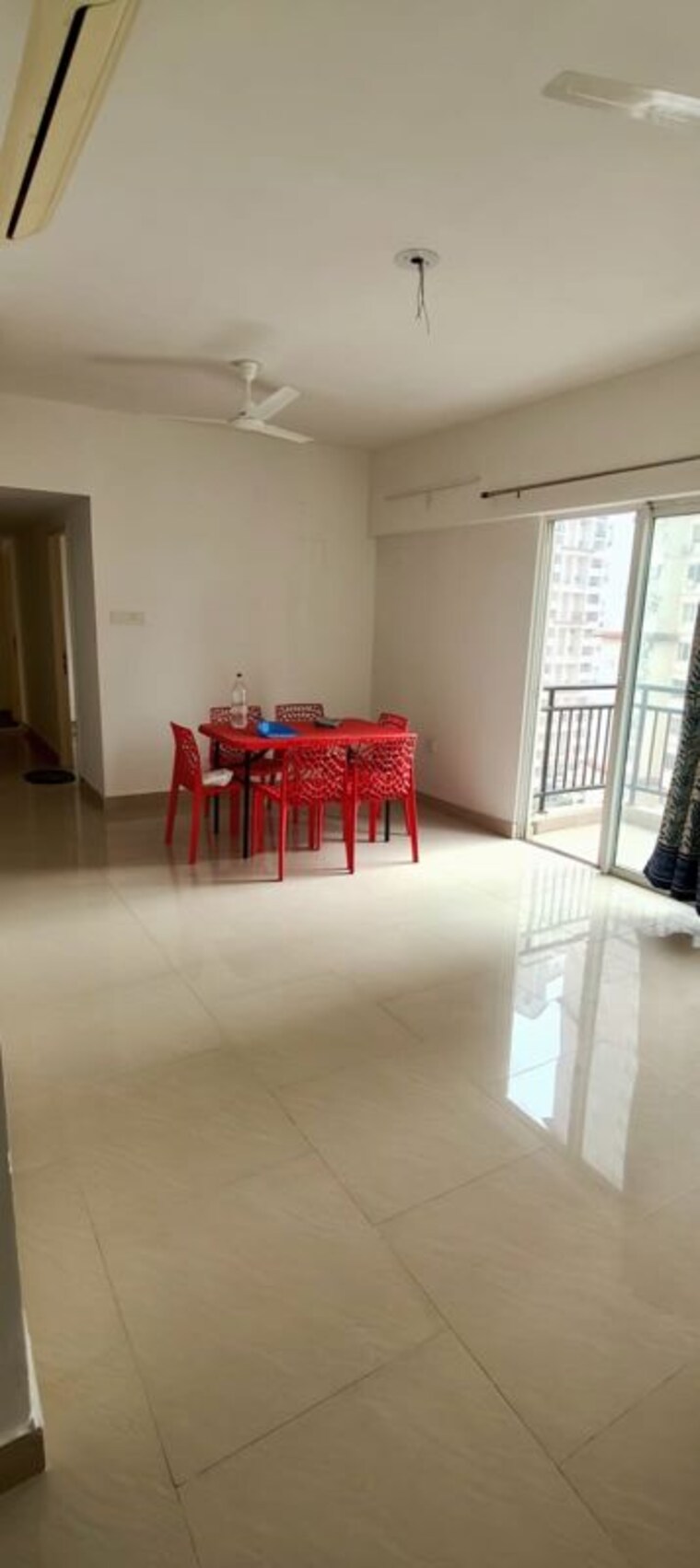 Living Room, merlin-elita-garden-vista-phase-2 3 Bedroom 1728 Sq.Ft. Apartment In New Town Kolkata 9736257