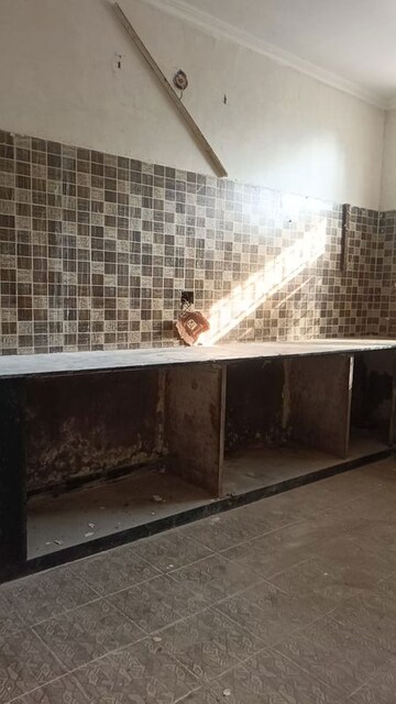 Bathroom in 2 BHK Independent House at RWA Apartments Sector 45, Sector 45 – for Rent