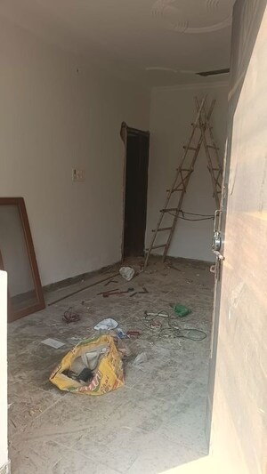 Balcony in 2 BHK Independent House at RWA Apartments Sector 45, Sector 45 – for Rent