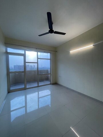 Room in 2 BHK Apartment at Pyramid Urban Homes 3, Sector 67a – for Rent