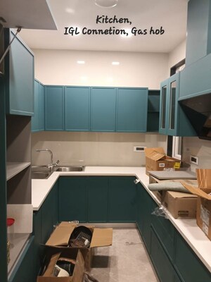 Team Area in 3 BHK Builder Floor at Lajpat Nagar Iii – for Rent