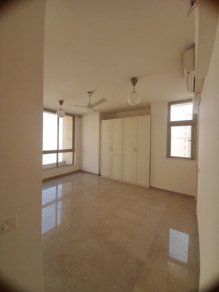 Room, hiranandani-arlington 3 Bedroom 1200 Sq.Ft. Apartment In Ghodbunder Road Thane 9736301