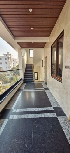 Building Lobby in 3 BHK Builder Floor at Kondapur – for Rent