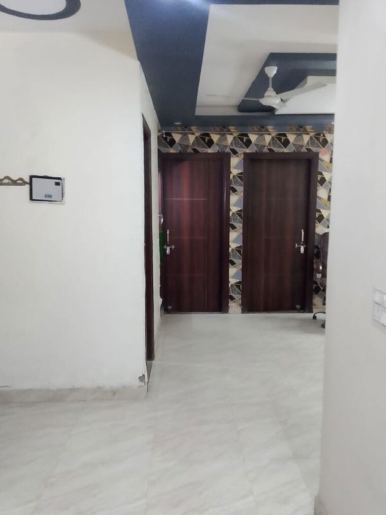 Room, crossing-republik 3 Bedroom 1875 Sq.Ft. Apartment In Crossing Republic Ghaziabad 9736316