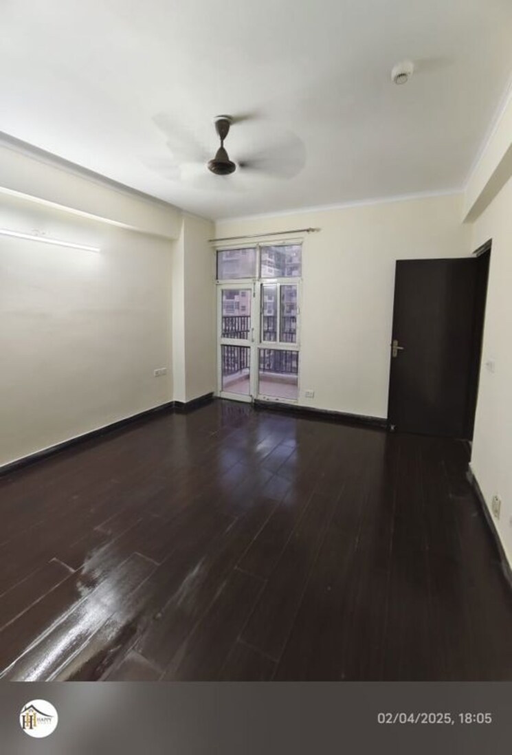 Room, crossing-republik 3.5 Bedroom 1840 Sq.Ft. Apartment In Crossing Republic Ghaziabad 9736330