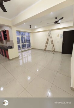 3.5 BHK + Servant Room Apartment For Sale in Crossing Republik