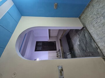 Furnished Amenities in 1.5 BHK Builder Floor at Mayur Vihar – for Rent