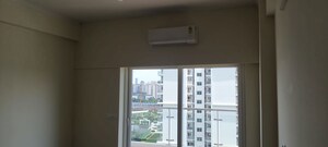 Room in 3.5 BHK Apartment at Shree Vardhman Victoria, Sector 70 – for Rent