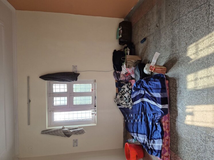 undefined, mayur vihar 2.5 Bedroom 1130 Sq.Ft. Apartment In Mayur Vihar Delhi 9736339