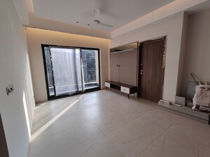 Room in 3 BHK Apartment at Cooke Town – for Rent