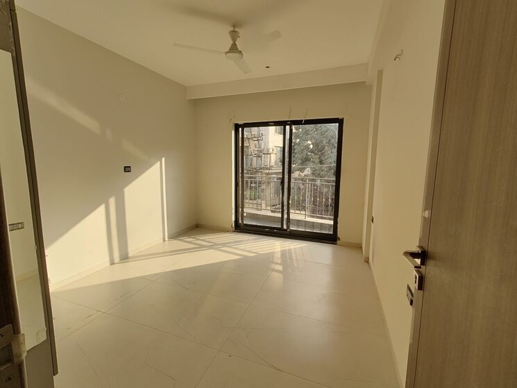 Room, cooke town 3 Bedroom 2000 Sq.Ft. Apartment In Cooke Town Bangalore 9730858