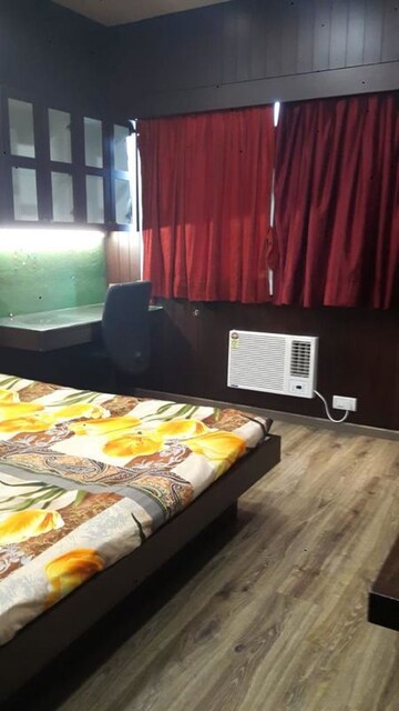 Bedroom in 3 BHK Apartment at Hiranandani Gardens Eldora, Powai – for Sale