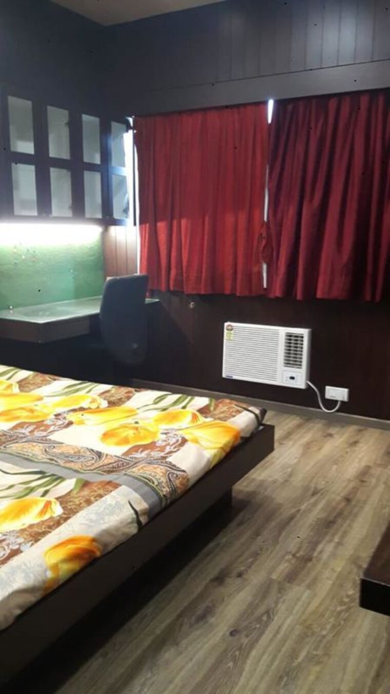 Bedroom, hiranandani-gardens-eldora 3 Bedroom 1755 Sq.Ft. Apartment In Powai Mumbai 9736357