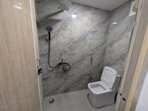 Bathroom in 1 RK Builder Floor at Uppal Southend, Sector 49 – for Rent