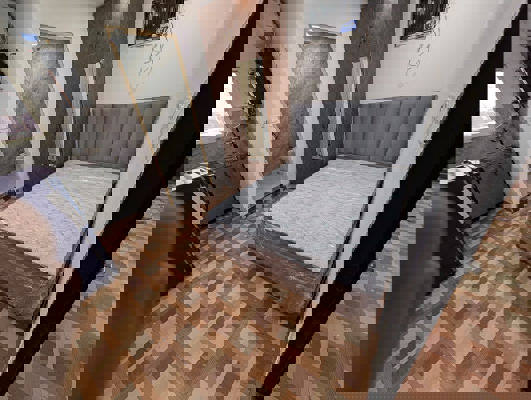 1 Rk  150 Sq.Ft. Builder Floor in Uppal Southend