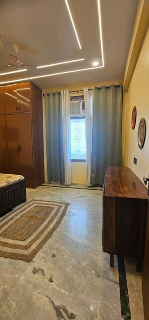 Bedroom in 2 BHK Builder Floor at Ardee City, Sector 52 – for Rent