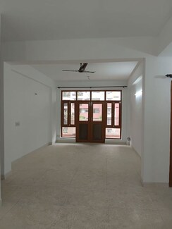 2 BHK Builder Floor For Rent in Ardee Mall
