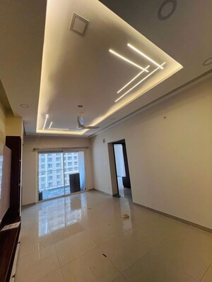 Room in 2 BHK Apartment at Sobha Dream Gardens, Thanisandra Main Road – for Rent