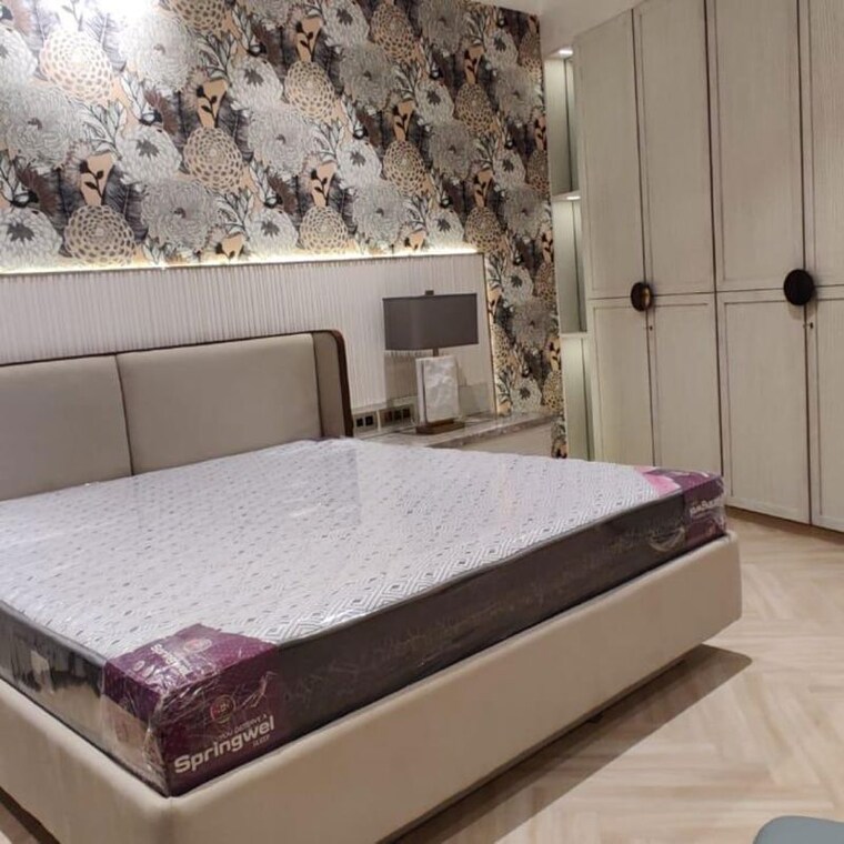 Bedroom, lodha-world-view 3 Bedroom 1880 Sq.Ft. Apartment In Empire Mill Mumbai 9736406