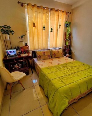 Room in  Pg at Vibhuti Khand – for Rent