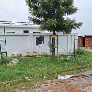  Plot – Exterior View View at Sector 20 Yamuna Expressway - for Sale