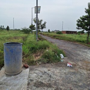  Plot – Garden View at Sector 20 Yamuna Expressway - for Sale