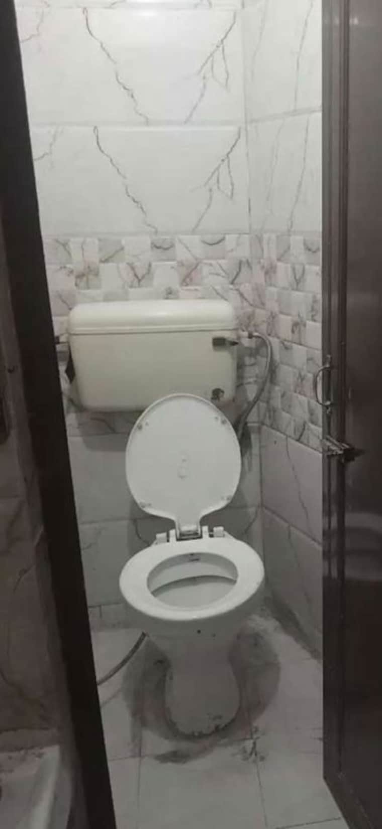 Bathroom, sector 38 2 Bedroom 125 Sq.Yd. Builder Floor In Sector 38 Chandigarh 9736436