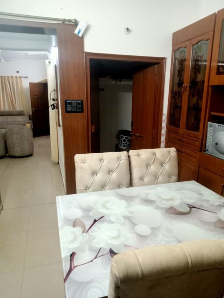 Living Room, sector 38 2 Bedroom 125 Sq.Yd. Builder Floor In Sector 38 Chandigarh 9736436