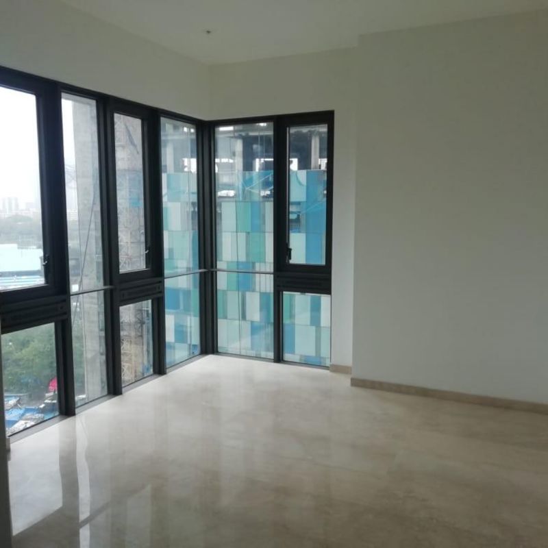 3 BHK + Servant Room Apartment For Rent in Lodha The Park