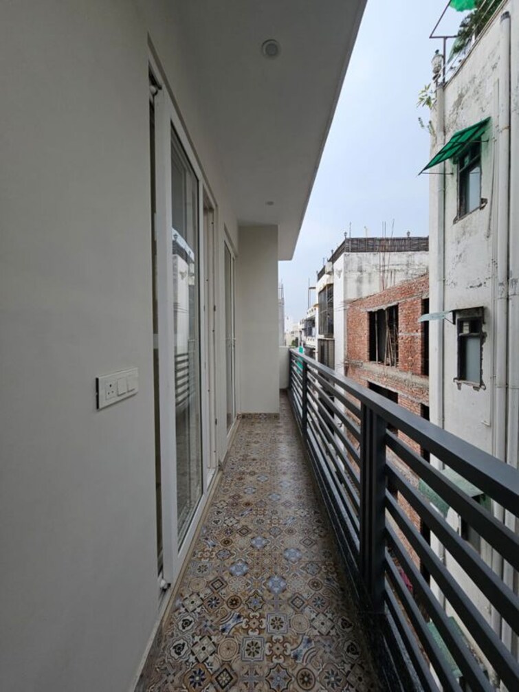 Balcony, malibu town 3.5 Bedroom 2165 Sq.Ft. Builder Floor In Malibu Town Gurgaon 9736437