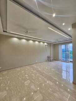 3.5 BHK + Servant Room Builder Floor For Sale in Malibu Town
