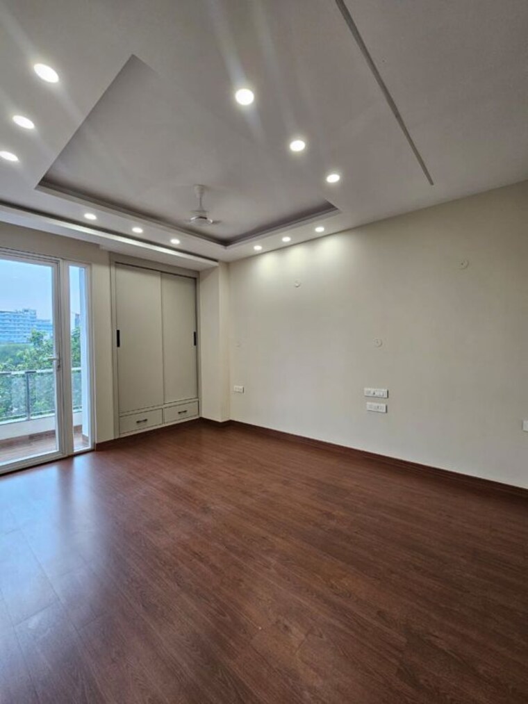 Room, malibu town 3.5 Bedroom 2165 Sq.Ft. Builder Floor In Malibu Town Gurgaon 9736437