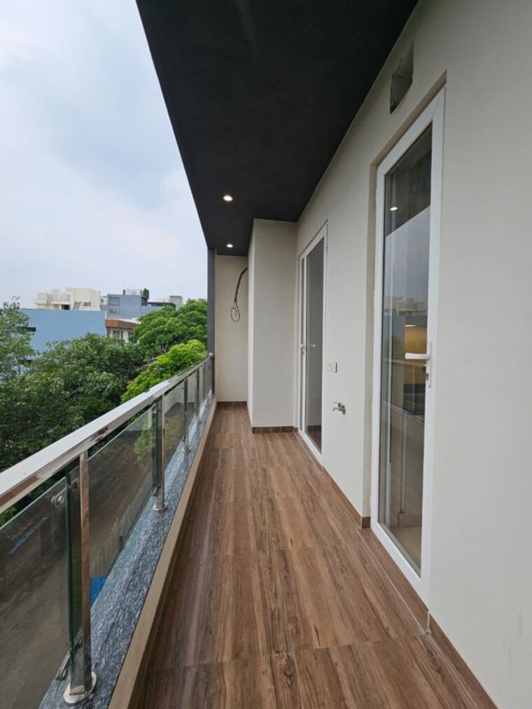 Balcony, malibu town 3.5 Bedroom 2165 Sq.Ft. Builder Floor In Malibu Town Gurgaon 9736437