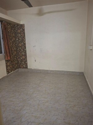 Room in 1 BHK Apartment at Lunkad Daffodils, Viman Nagar – for Rent