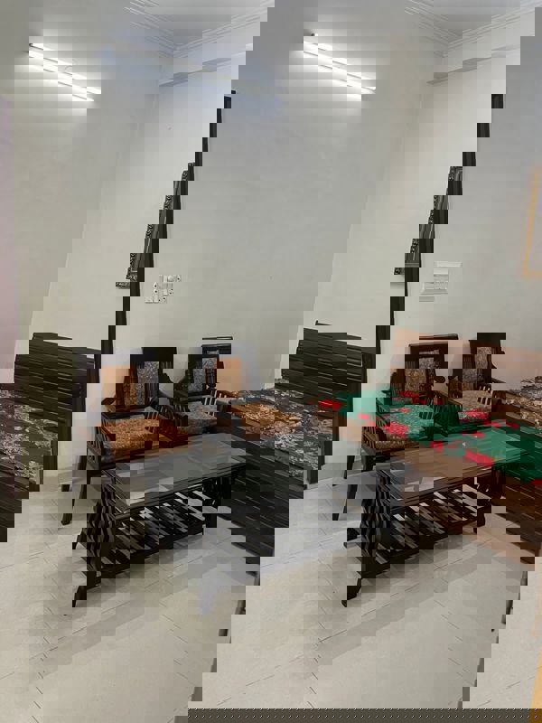 2 BHK Builder Floor For Rent in DLF Star Mall