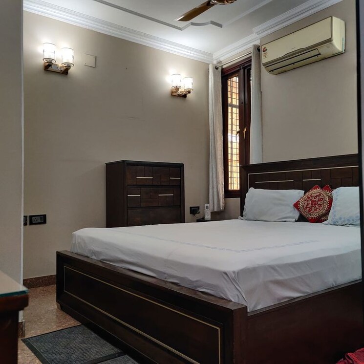 Bedroom, greater kailash ii 2 Bedroom 1000 Sq.Ft. Builder Floor In Greater Kailash ii Delhi 9736469