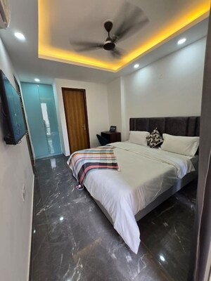 Bedroom in 1 BHK Builder Floor at Ardee Mall, Sector 52 – for Rent